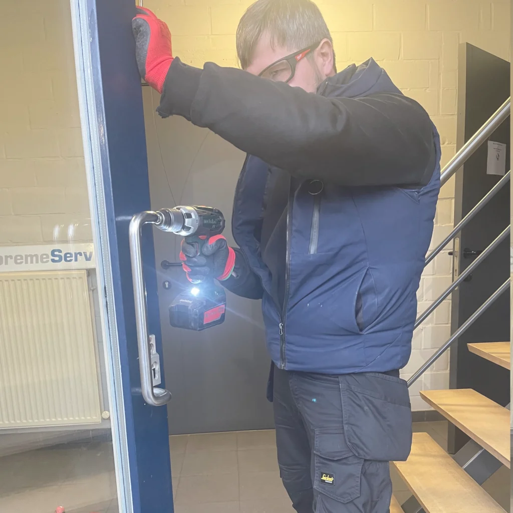 dringende slotinterventie westerlo 24 7